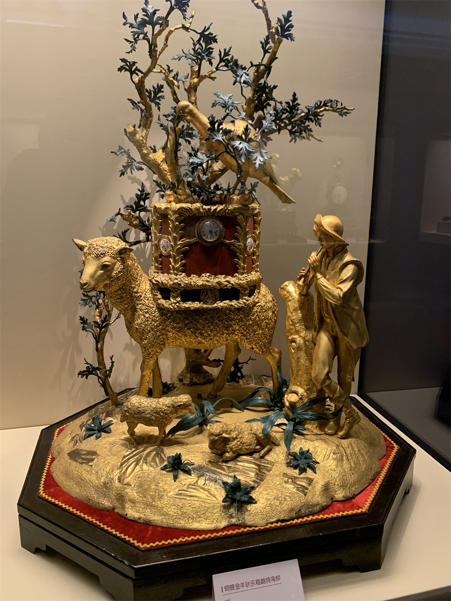 铜镀金羊驮乐箱鹧鸪鸟钟