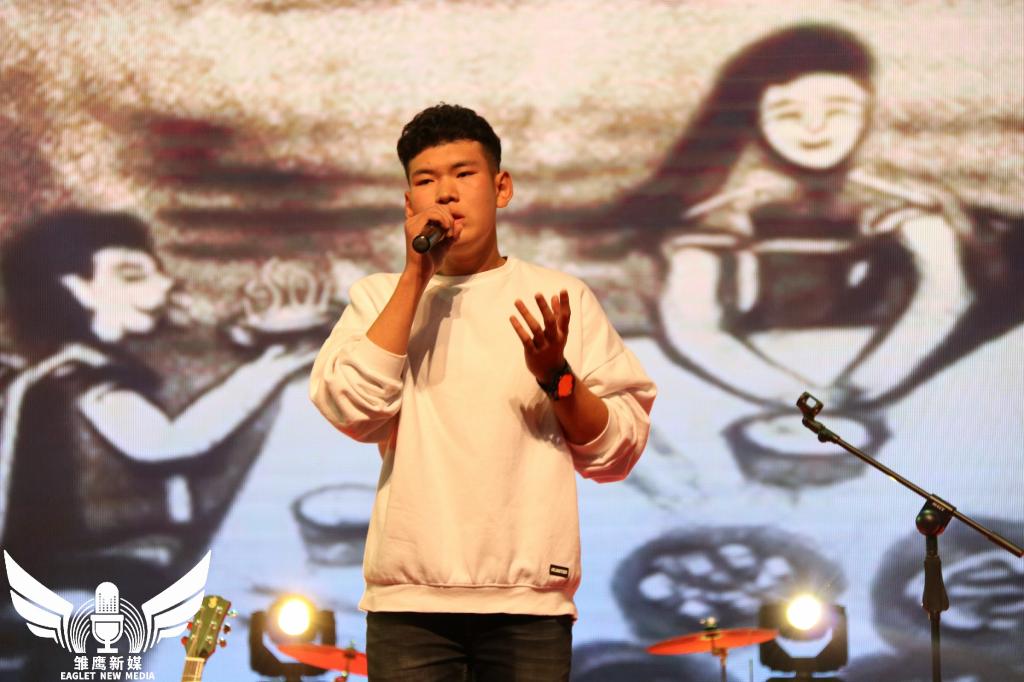 铁道车辆学院 朱芃霖 《父亲写的散文诗》