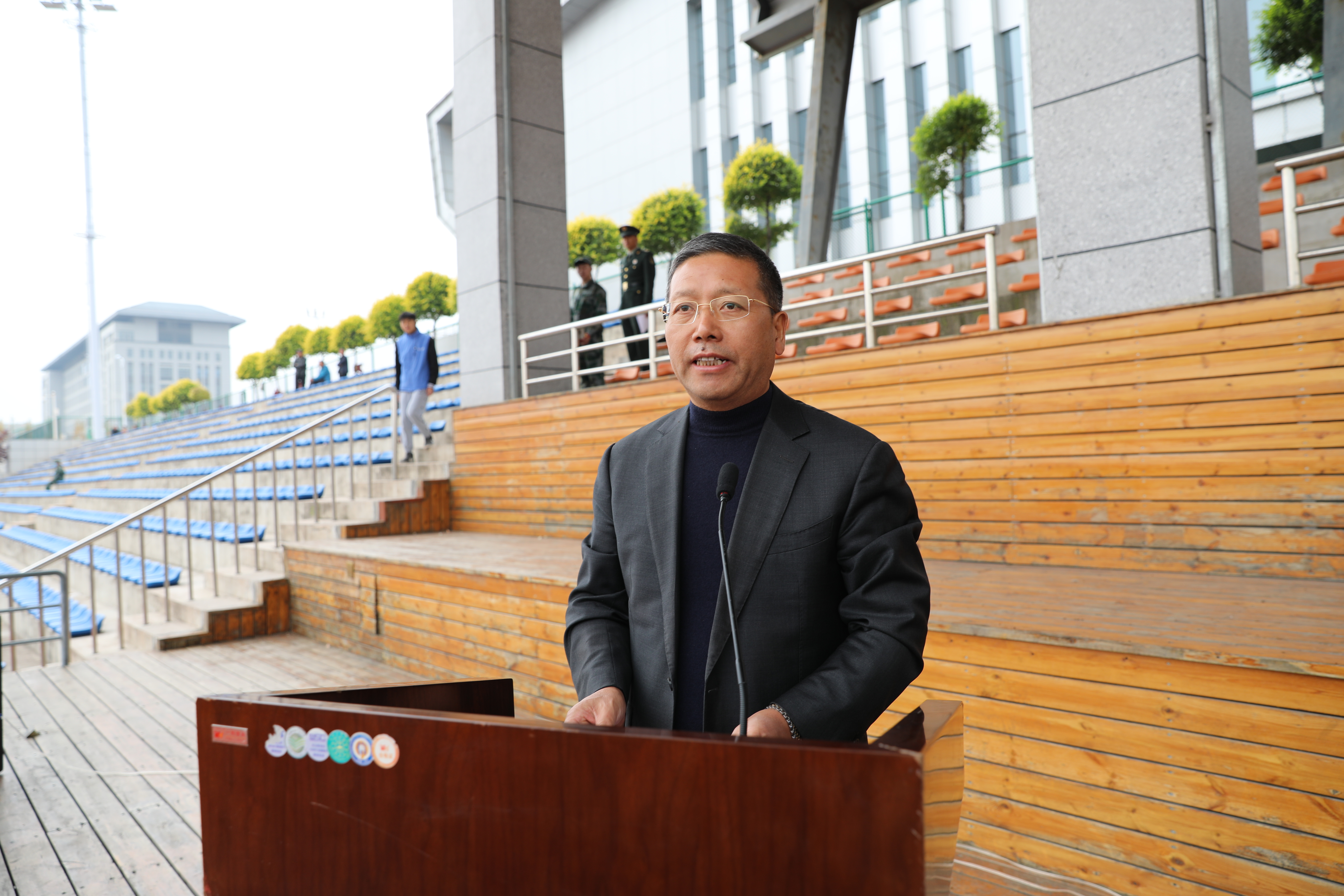 学校党委副书记徐彤宝同志讲话