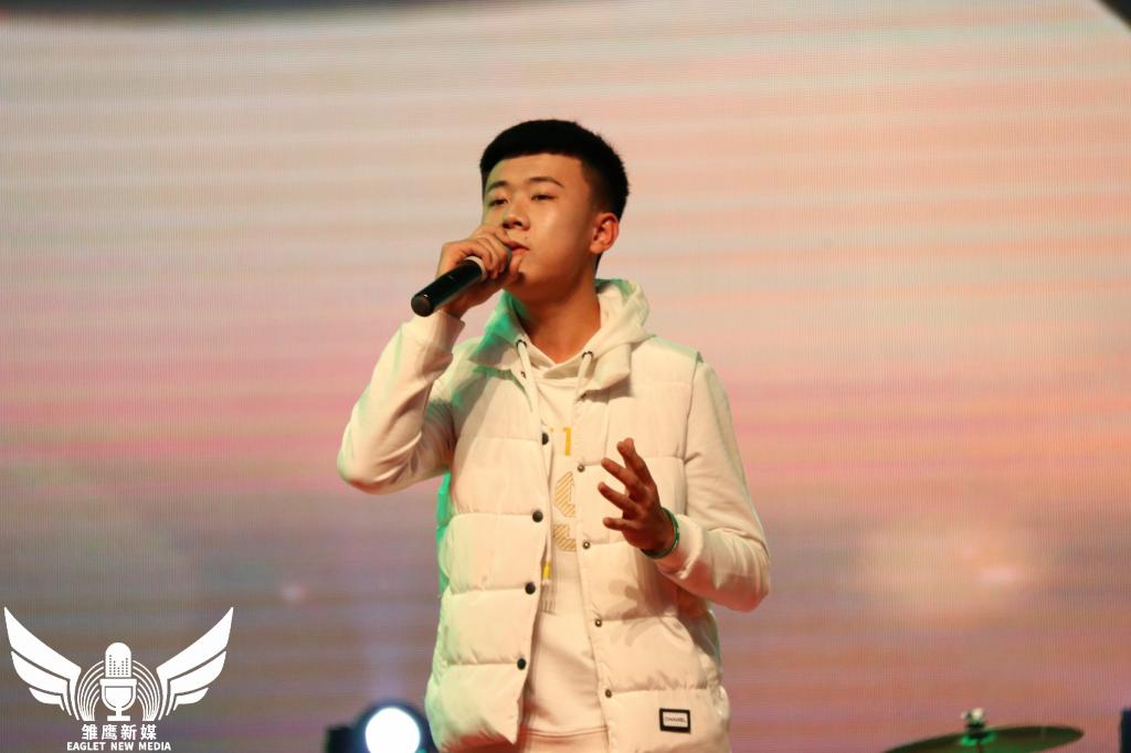 铁道机车学院 姜思洋 《流浪》