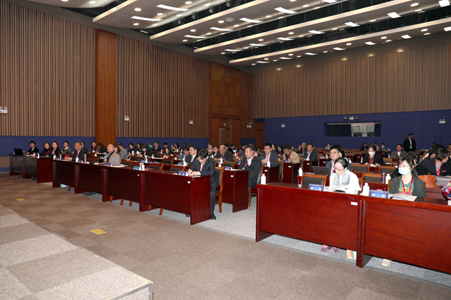 全国23家中俄合作办学机构及项目单位70余名代表出席会议